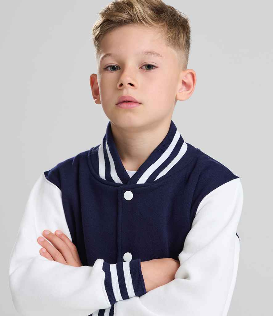 JH043B Oxford Navy/White Model