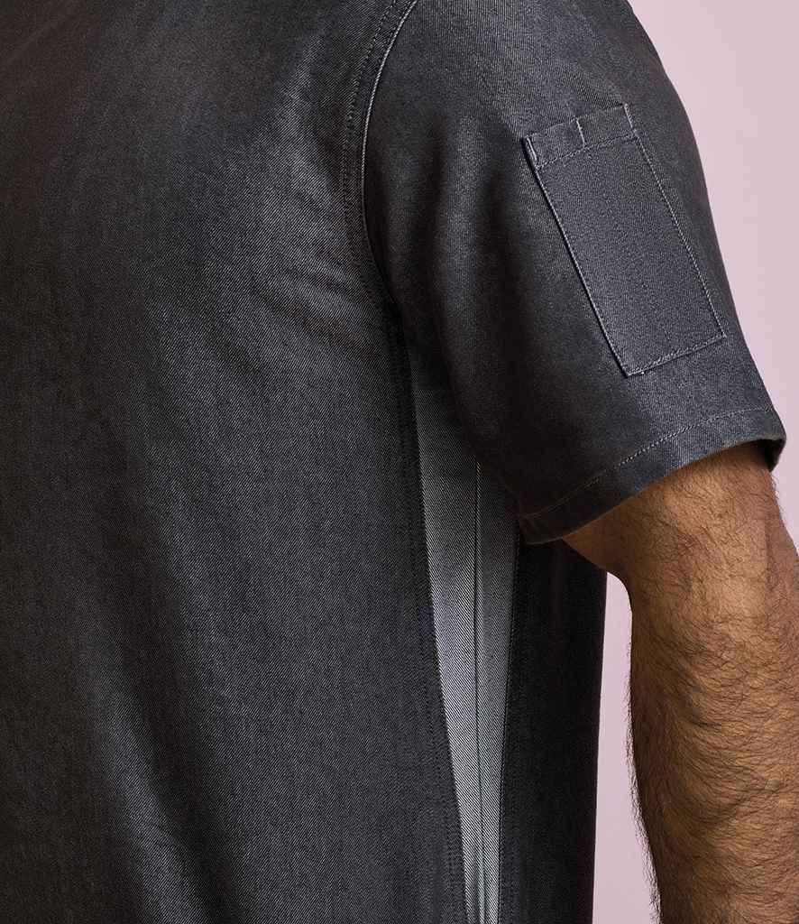 PR906 Black Denim Model